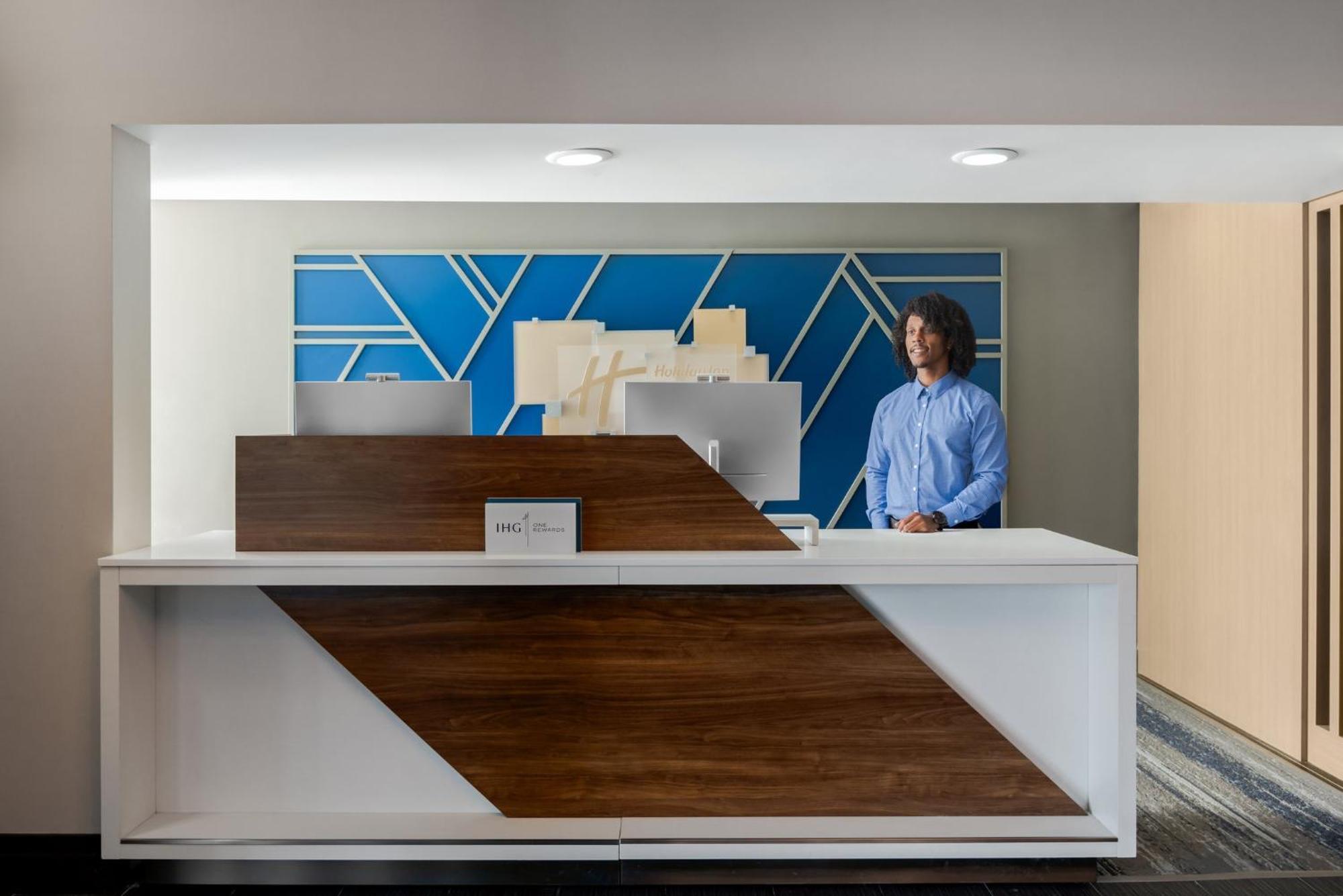 Holiday Inn Express Hotel & Suites Bentonville By Ihg Esterno foto