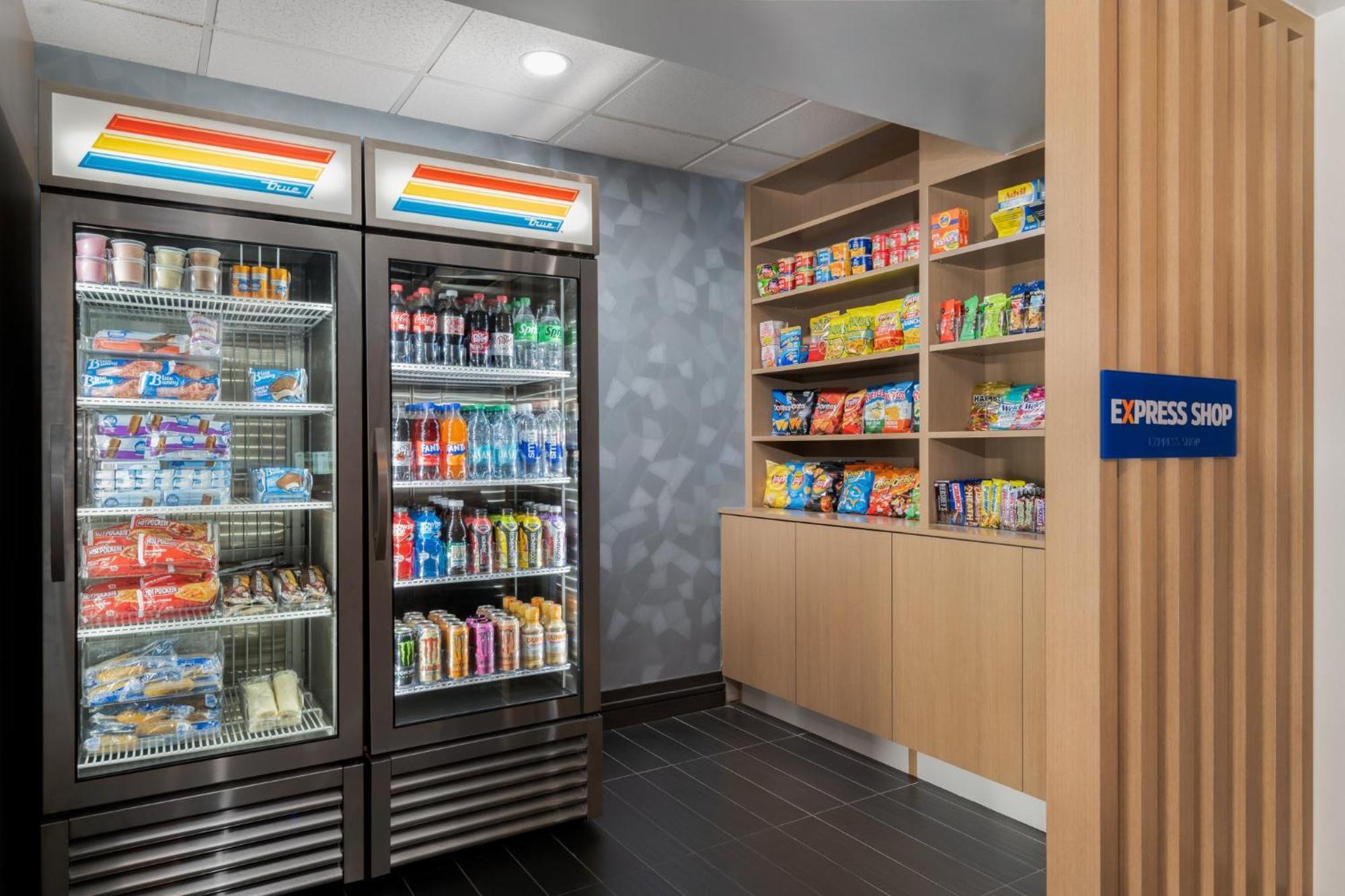 Holiday Inn Express Hotel & Suites Bentonville By Ihg Esterno foto