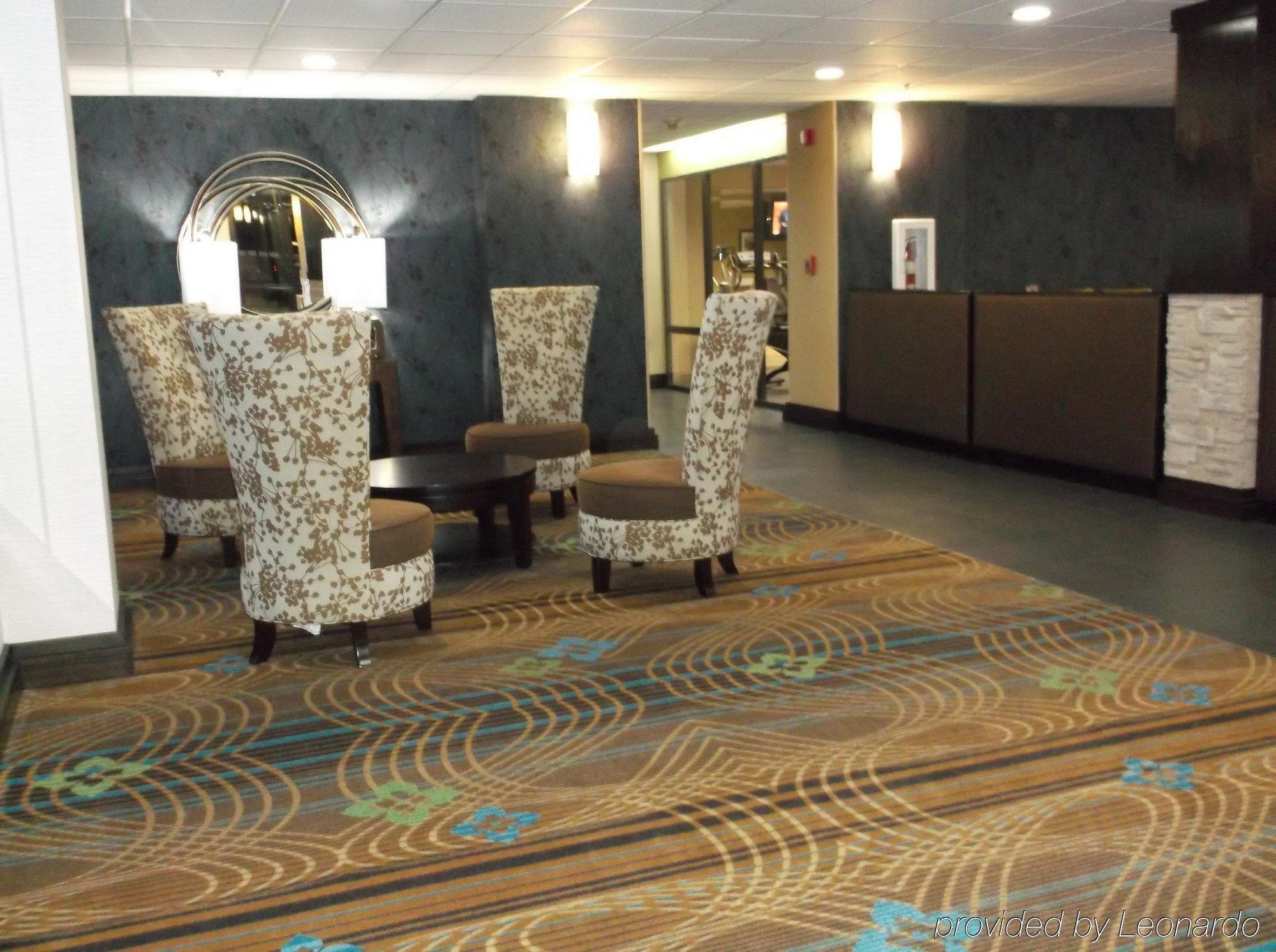 Holiday Inn Express Hotel & Suites Bentonville By Ihg Esterno foto