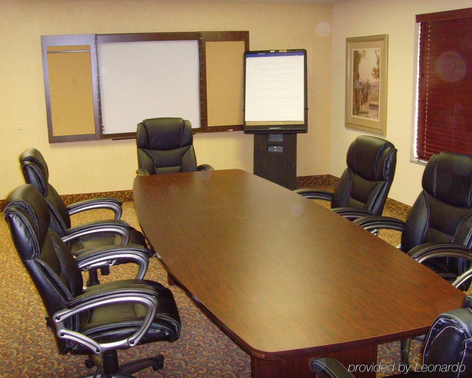 Holiday Inn Express Hotel & Suites Bentonville By Ihg Esterno foto